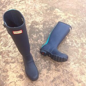 Hunter Women's Navy Winter & Rain Boots